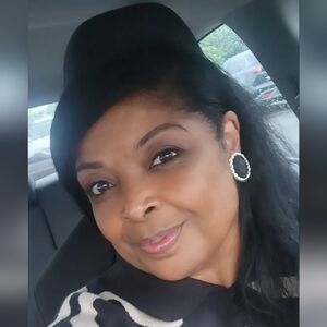 Meet your Posher, Ingrid